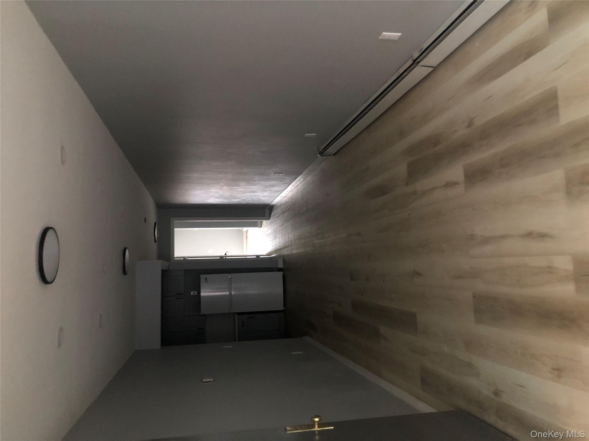 651 Courtlandt Avenue