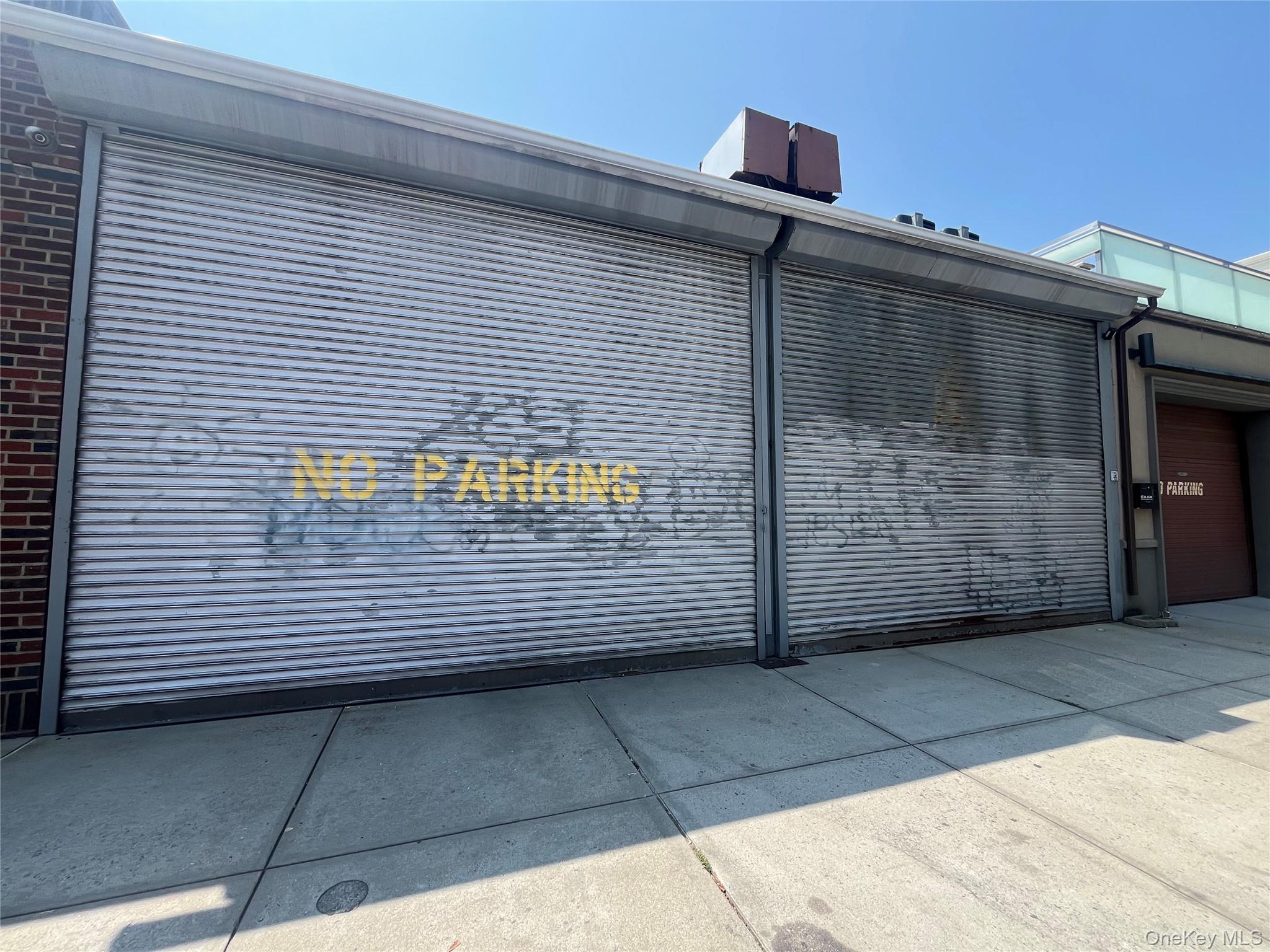 4202/04/06 192nd Street