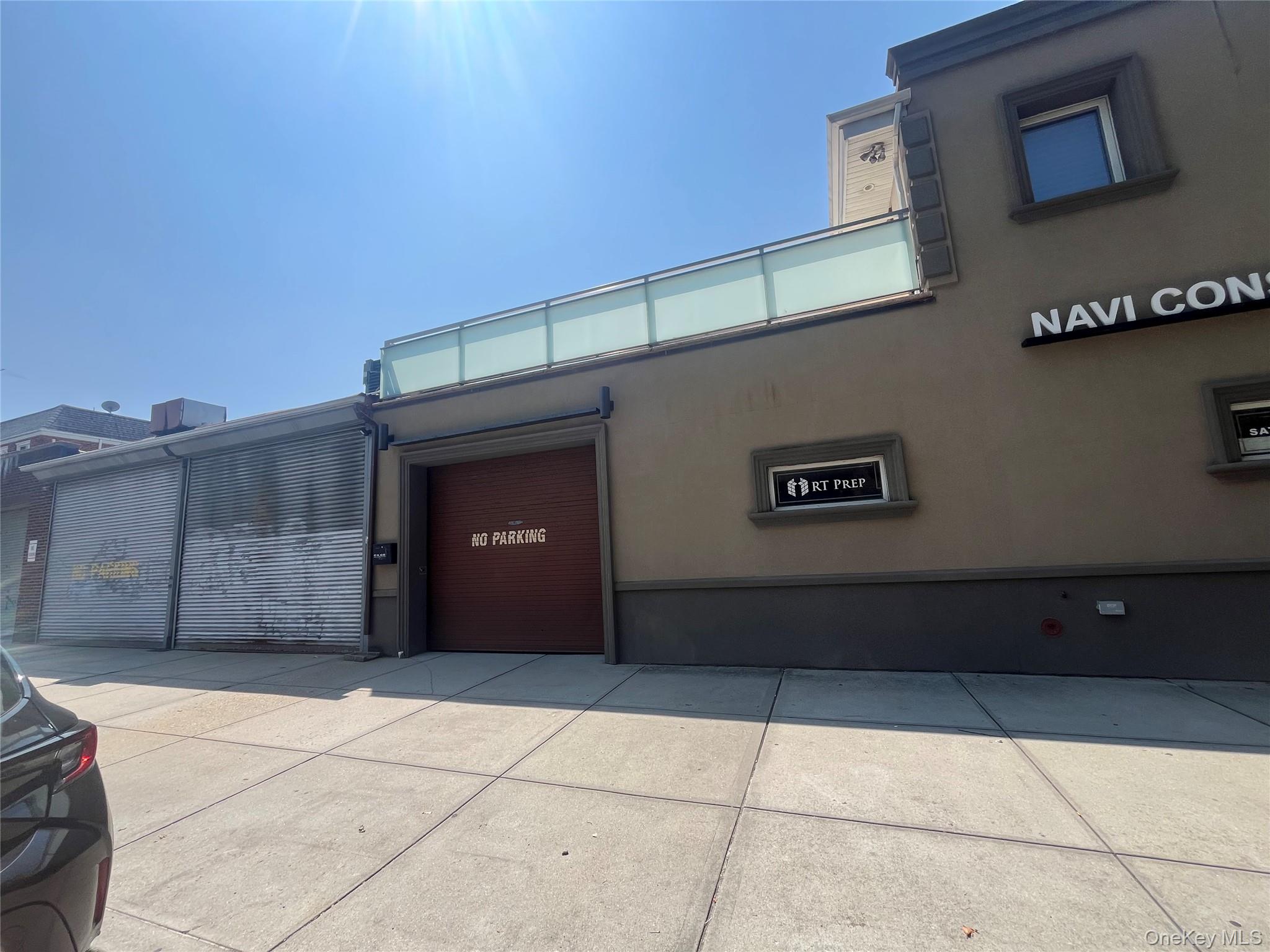 4202/04/06 192nd Street