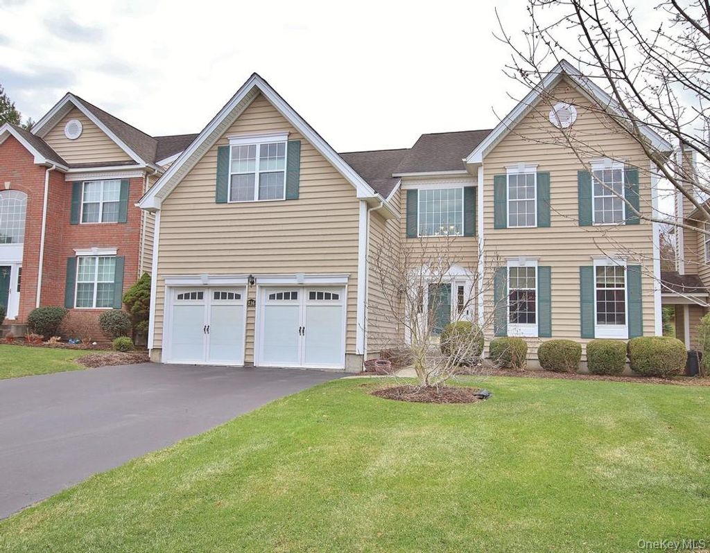 Photo of 216 Roosevelt Drive, Fishkill, NY 12524 (MLS # 980088)