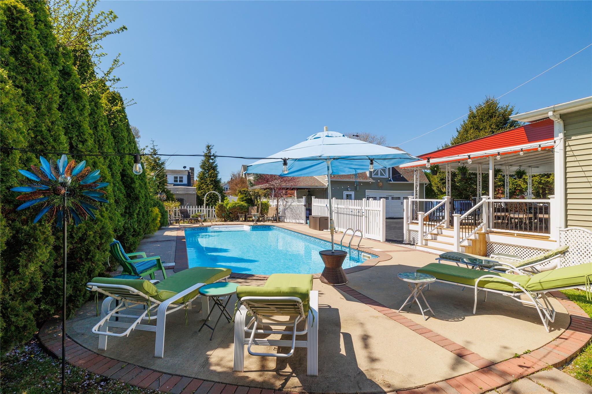 2760 Academy Street, Oceanside, New York image 36