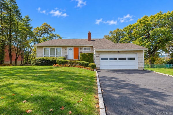 219 REMSEN RD, YONKERS, NY 10710 - Image 369bc71be2f4b16de6bdf016934d6a0a/4156126451