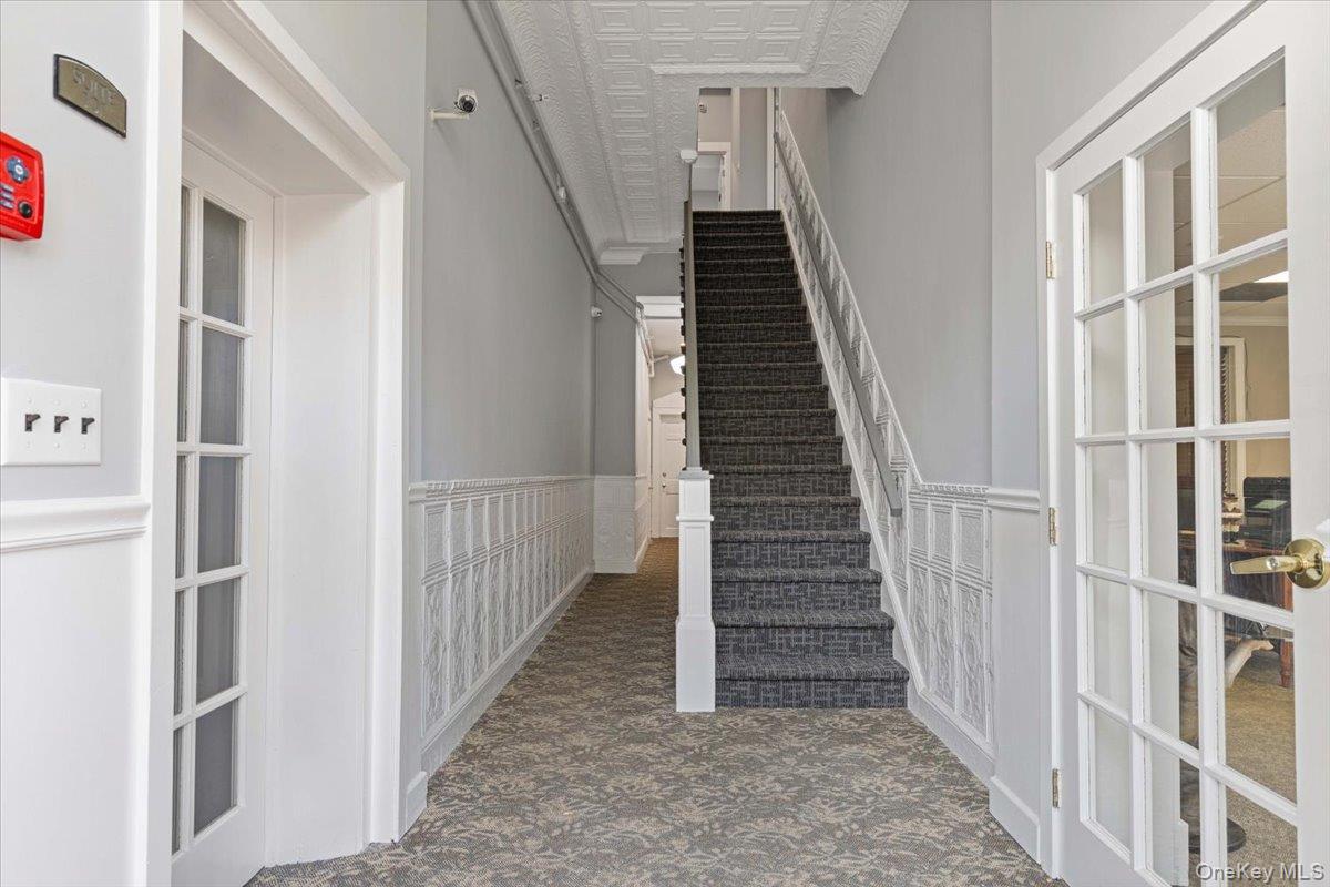 47 Beekman Avenue 23