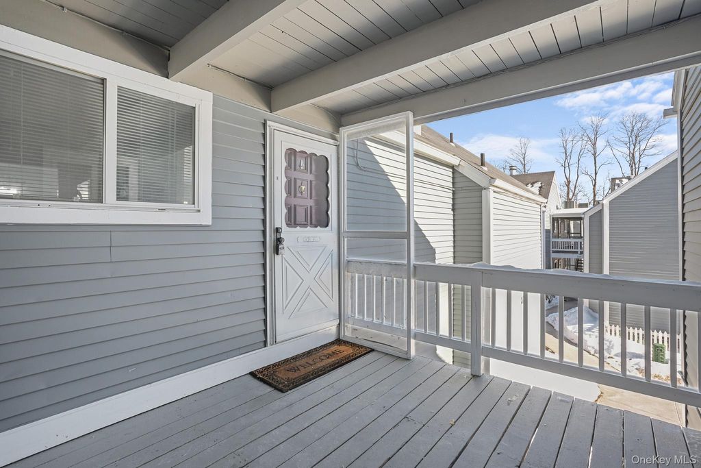 Photo of 401 Commons Way #H, Fishkill, NY 12524 (MLS # 964375)