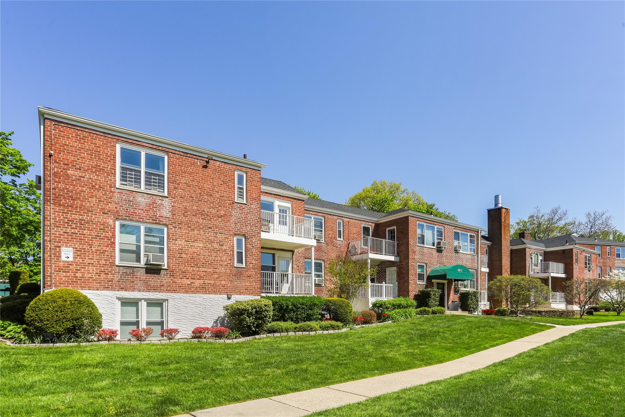920 Pelhamdale Avenue #C1G, Pelham, New York image 37