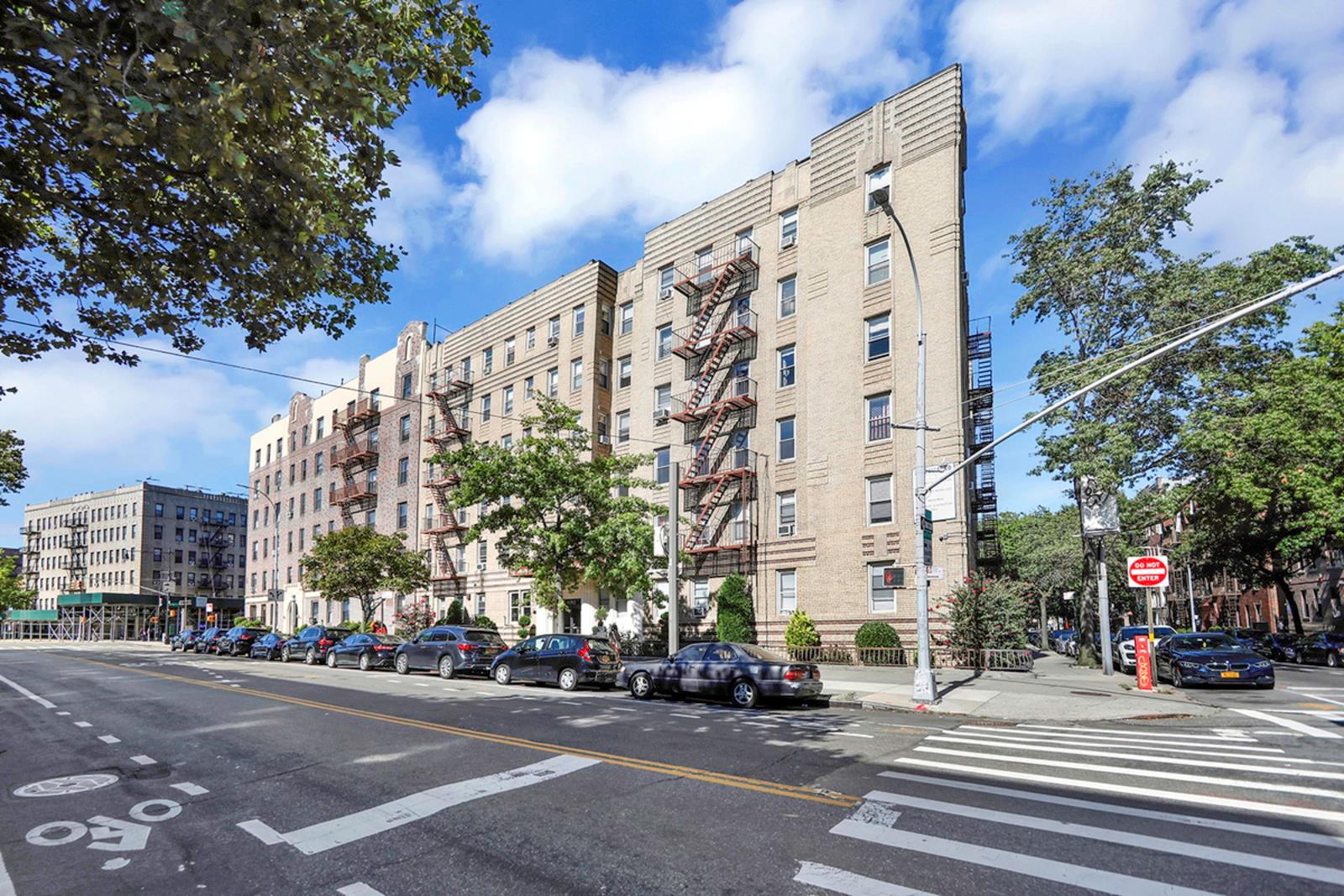 8502 Fort Hamilton Parkway #1E, Brooklyn, New York image 1