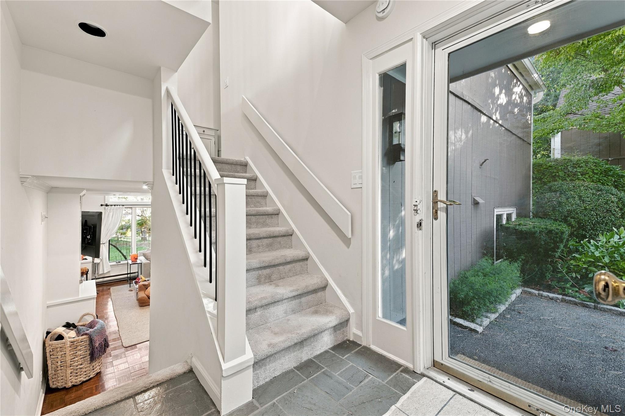 4 Hillside Place