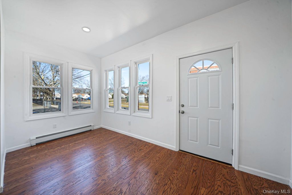 Photo of 522 Southern Parkway, Uniondale, NY 11553 (MLS # 978573)