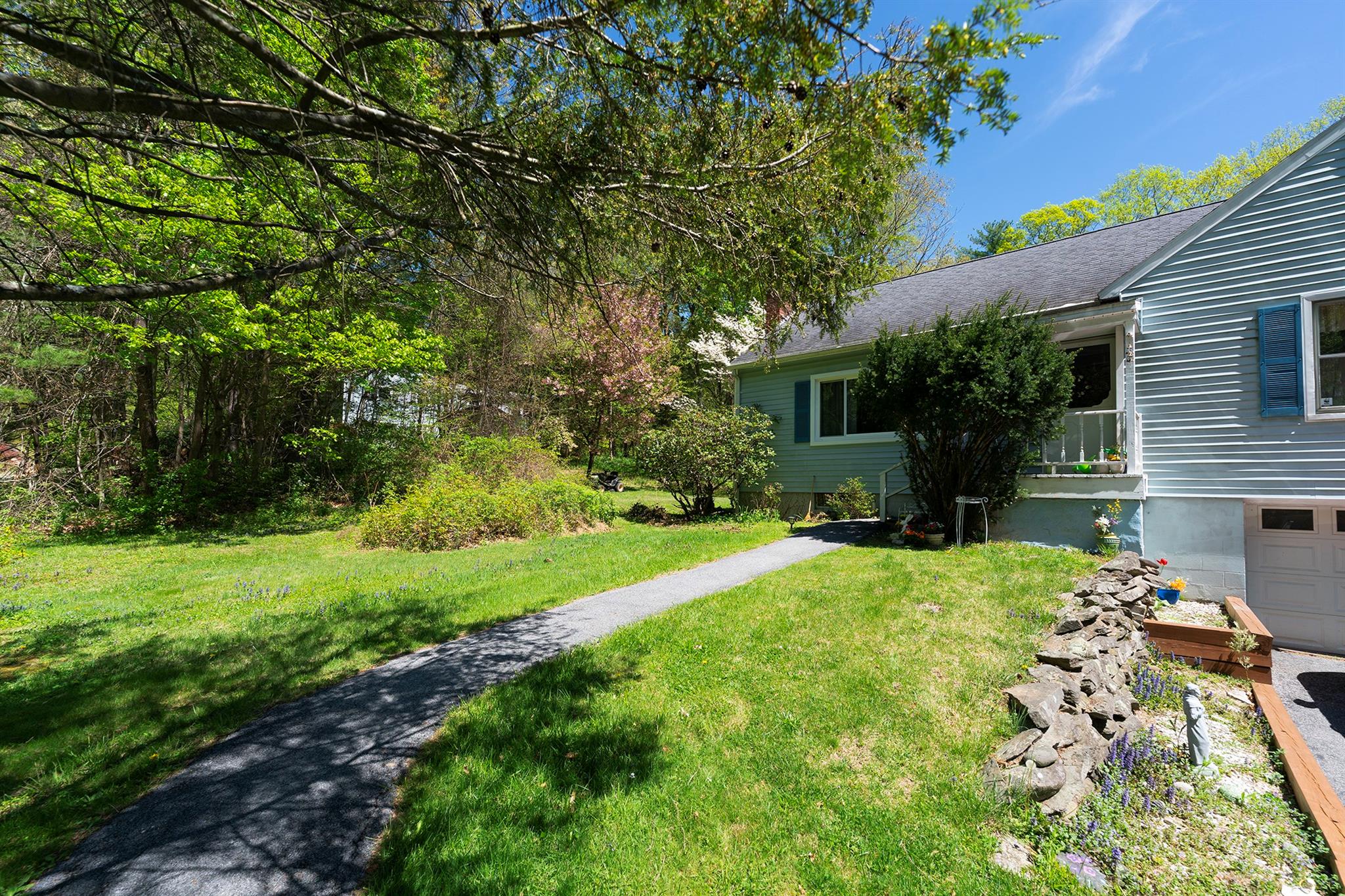 Hyde Park, New York 12538, United States, 1 Bedroom Bedrooms, ,1 BathroomBathrooms,Residential,Active,130266