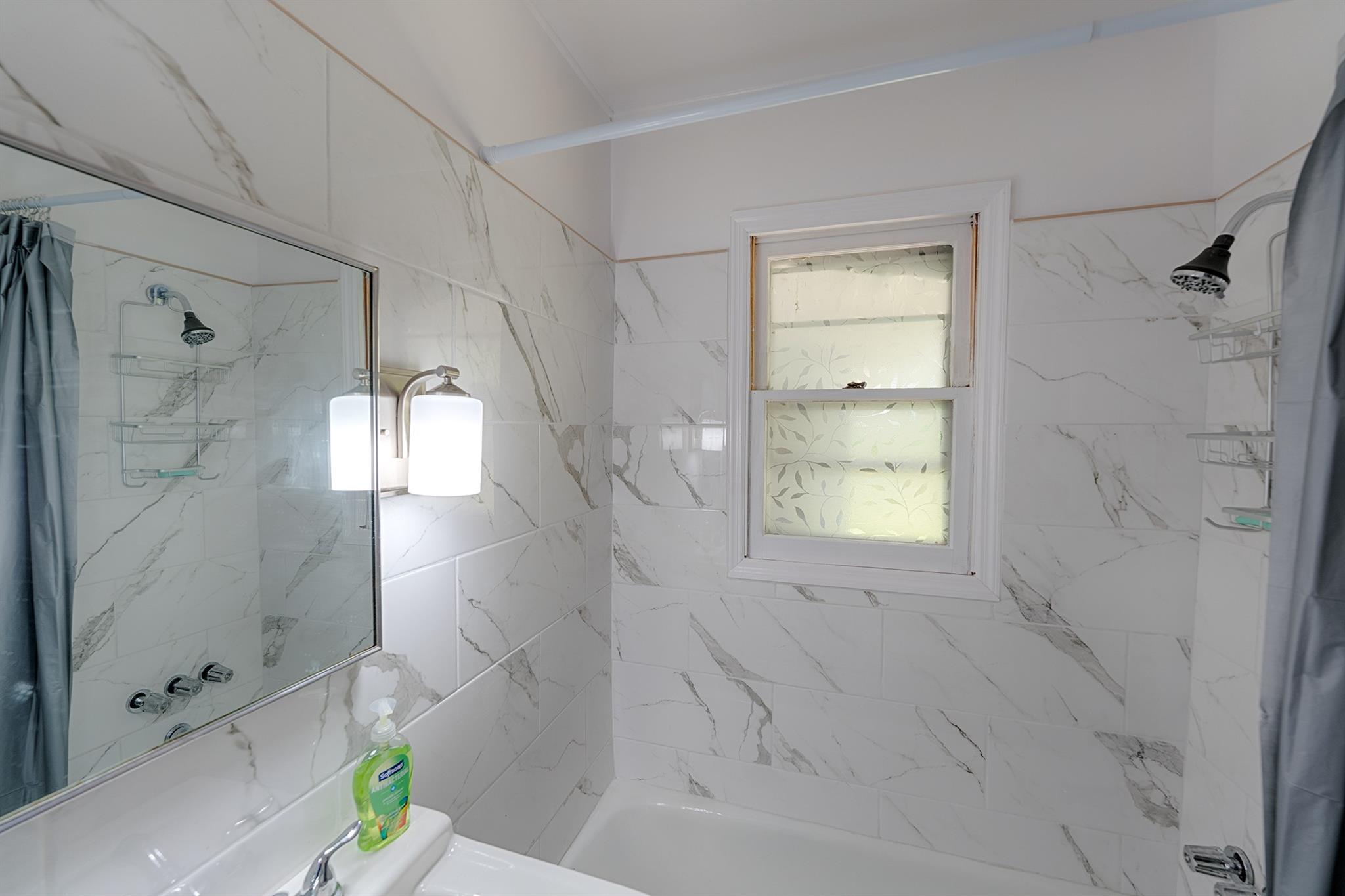 Hyde Park, New York 12538, United States, 1 Bedroom Bedrooms, ,1 BathroomBathrooms,Residential,Active,130266