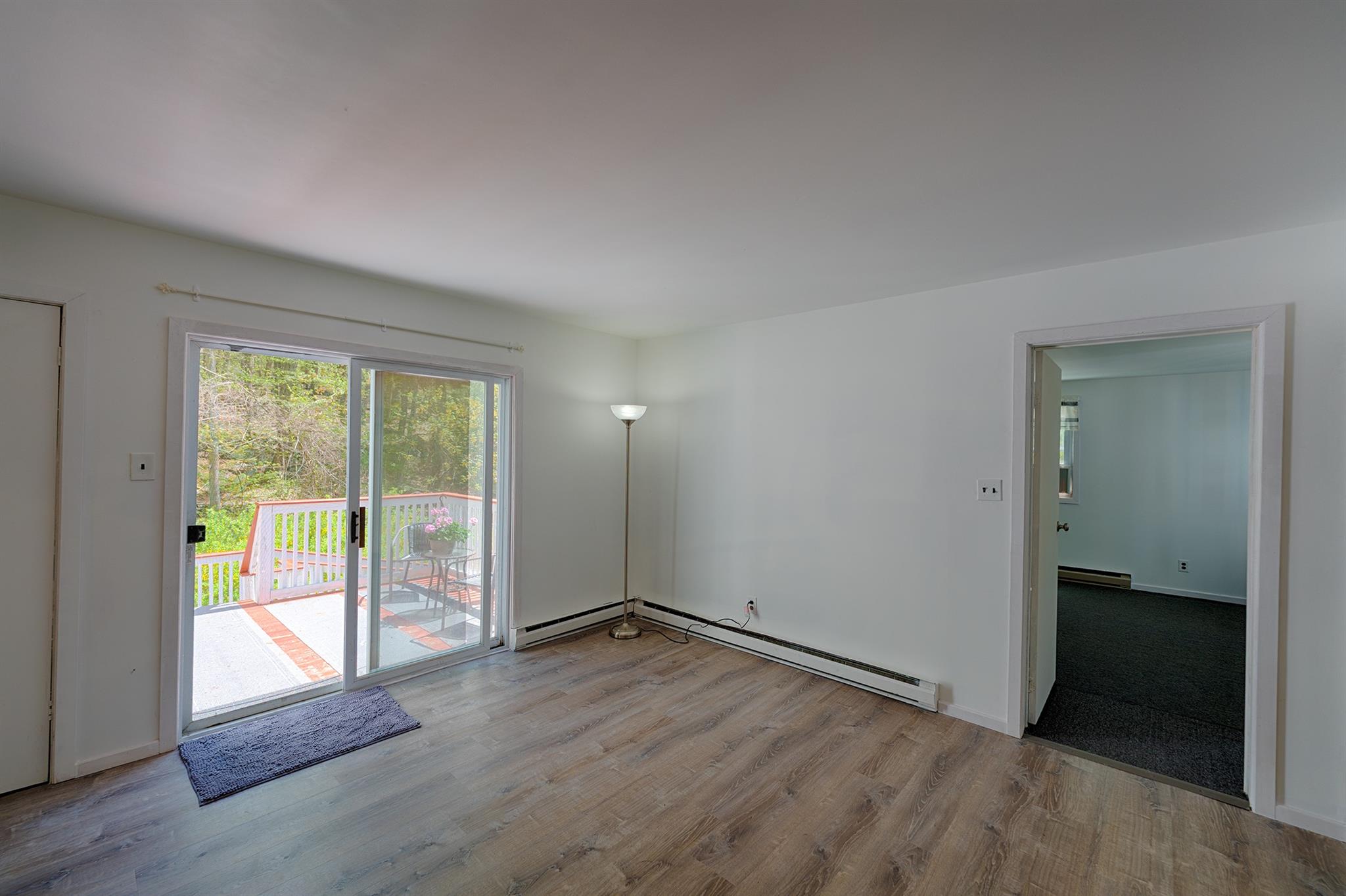 Hyde Park, New York 12538, United States, 1 Bedroom Bedrooms, ,1 BathroomBathrooms,Residential,Active,130266