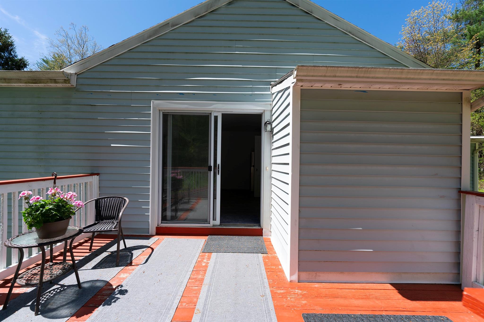 Hyde Park, New York 12538, United States, 1 Bedroom Bedrooms, ,1 BathroomBathrooms,Residential,Active,130266