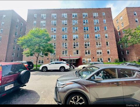 Homes For Sale - 140-65 Beech Avenue #4H<br/> Flushing, NY 11355