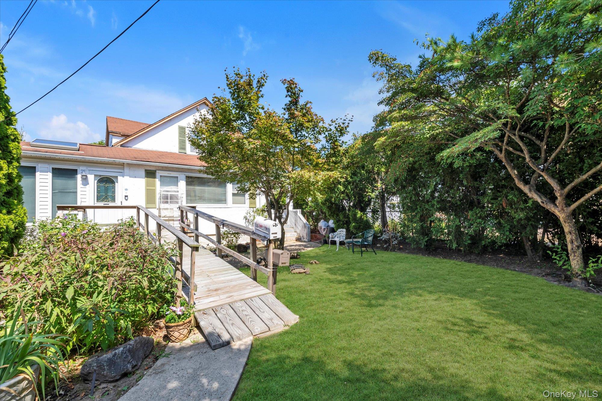 25 Bella Vista Avenue