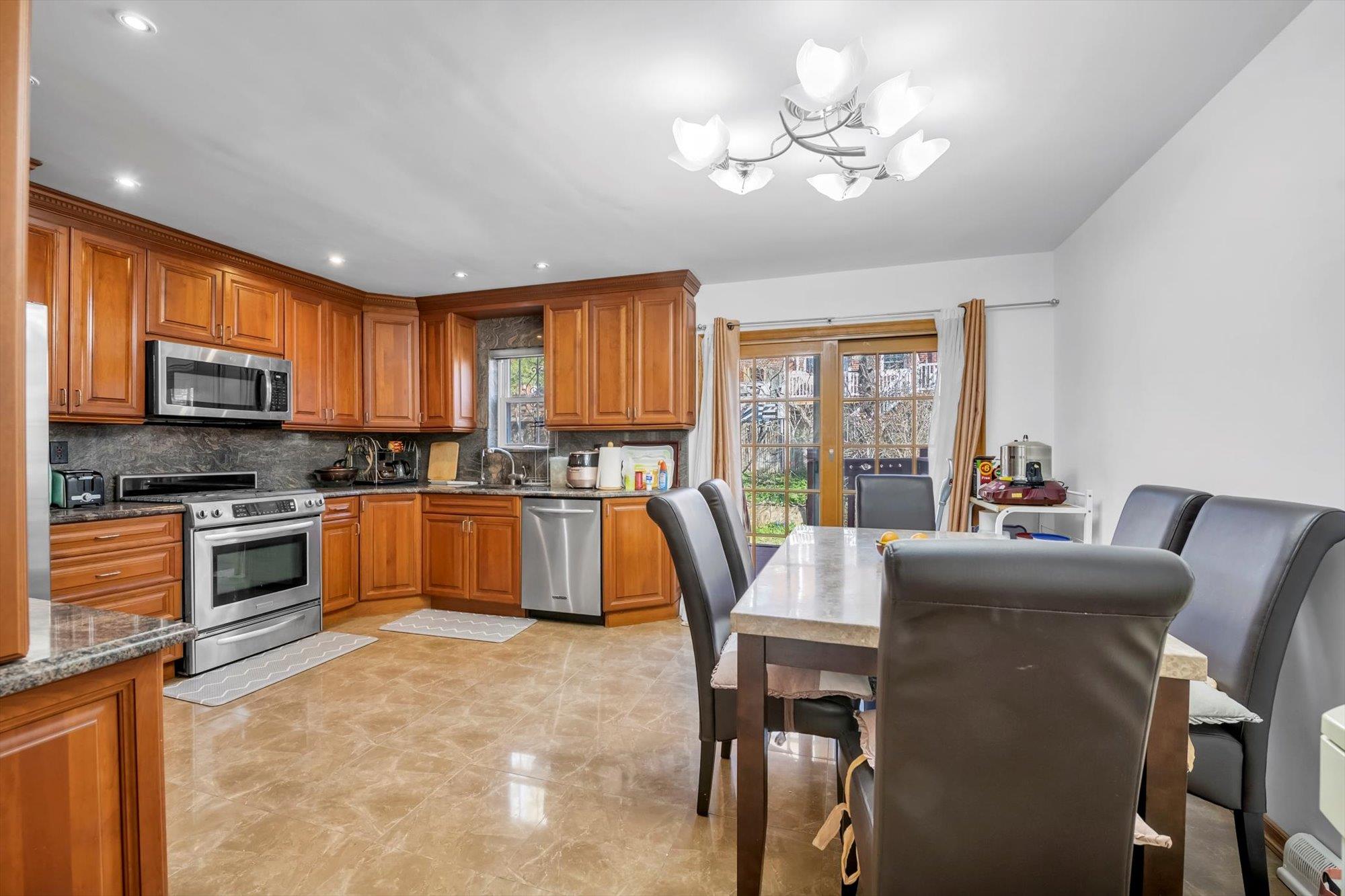239-47 65th Avenue, Little Neck, New York image 6
