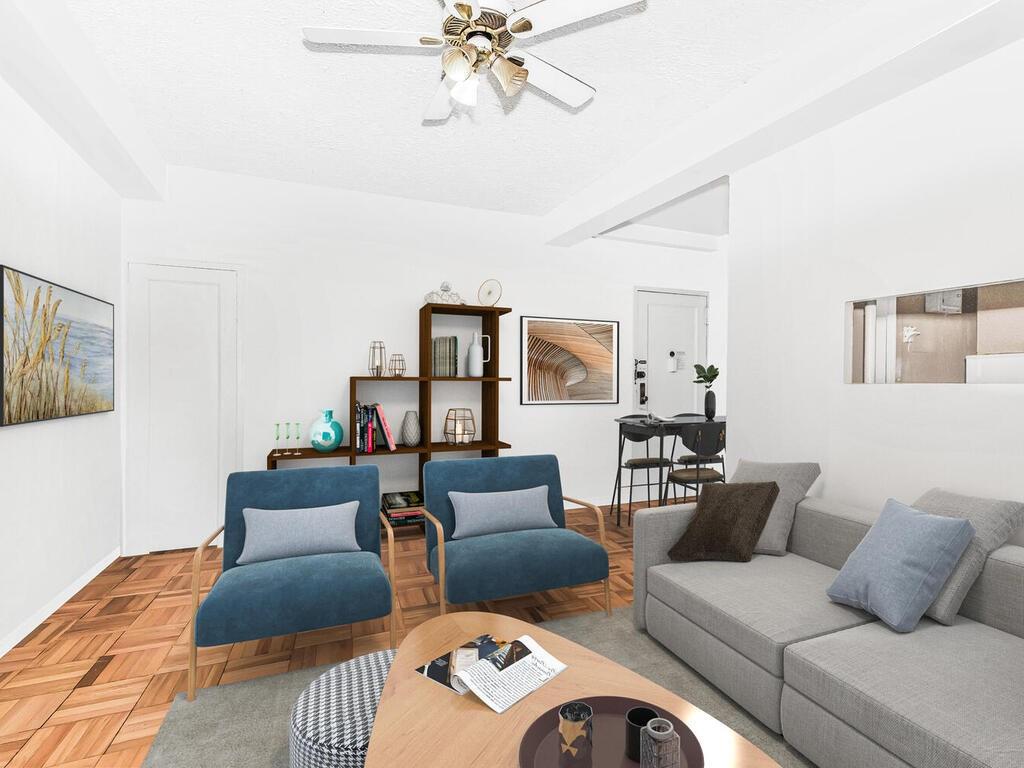 Photo 1 of Metropolitan Avenue Me, Bronx, New York, $247,000, Web #: 865733