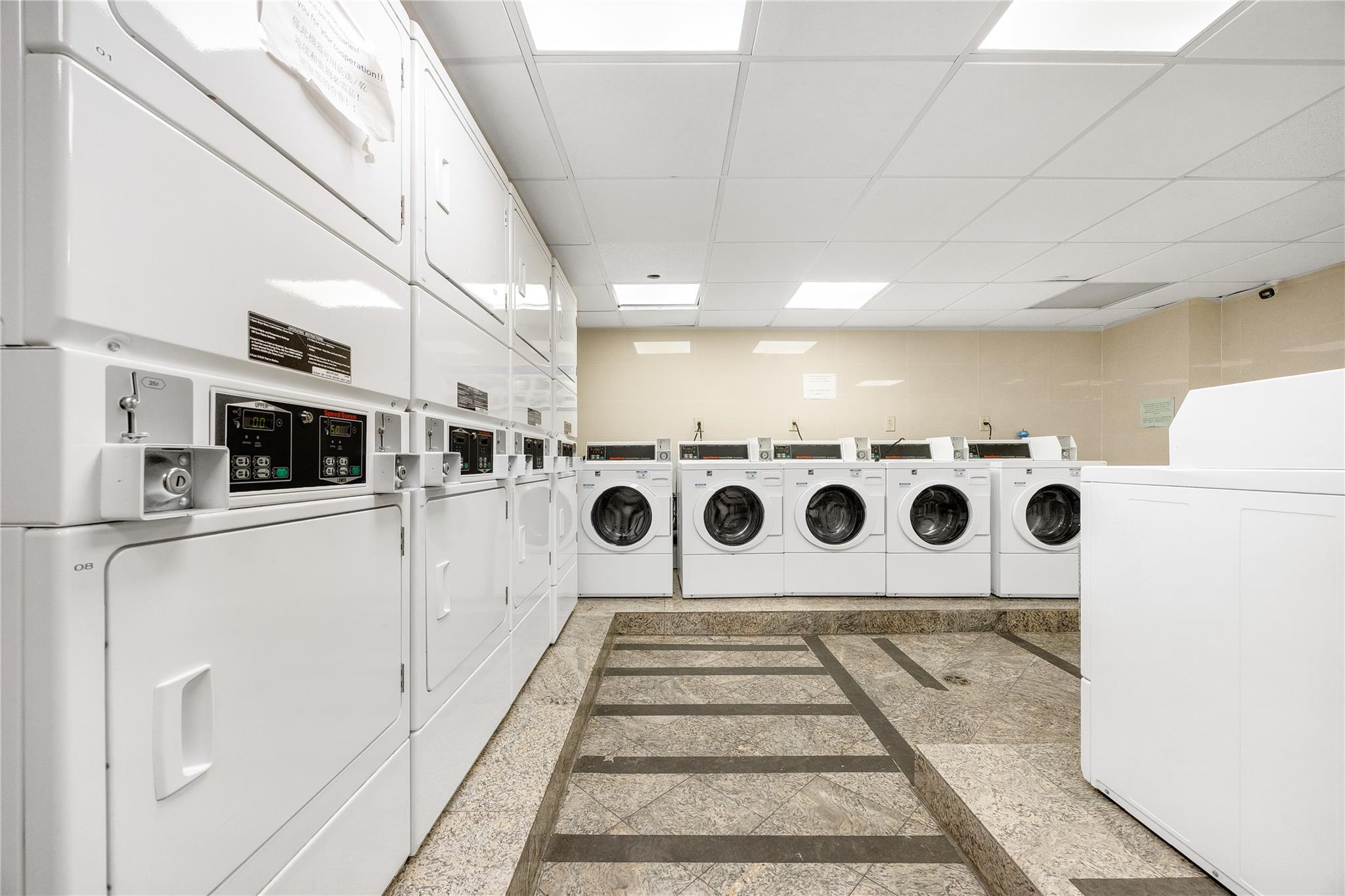 13338 Sanford Ave Ave #10D, New York, New York image 3