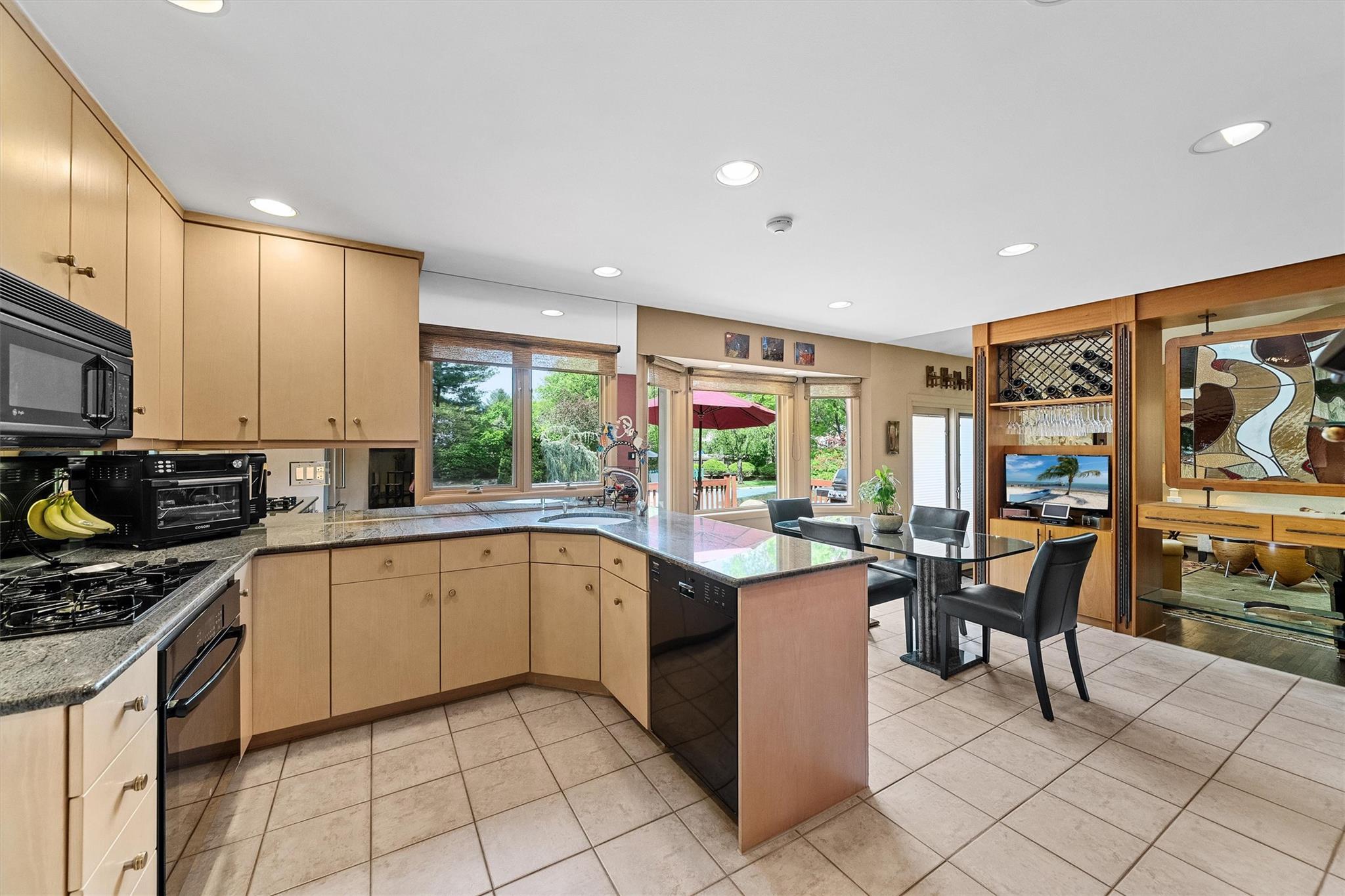 2 Settlers Court, New City, New York image 20