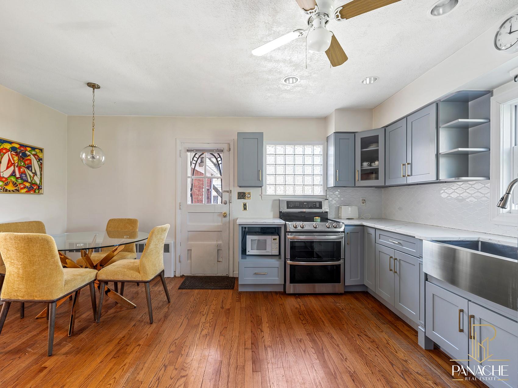 8 Milburn Court, Freeport, New York image 7
