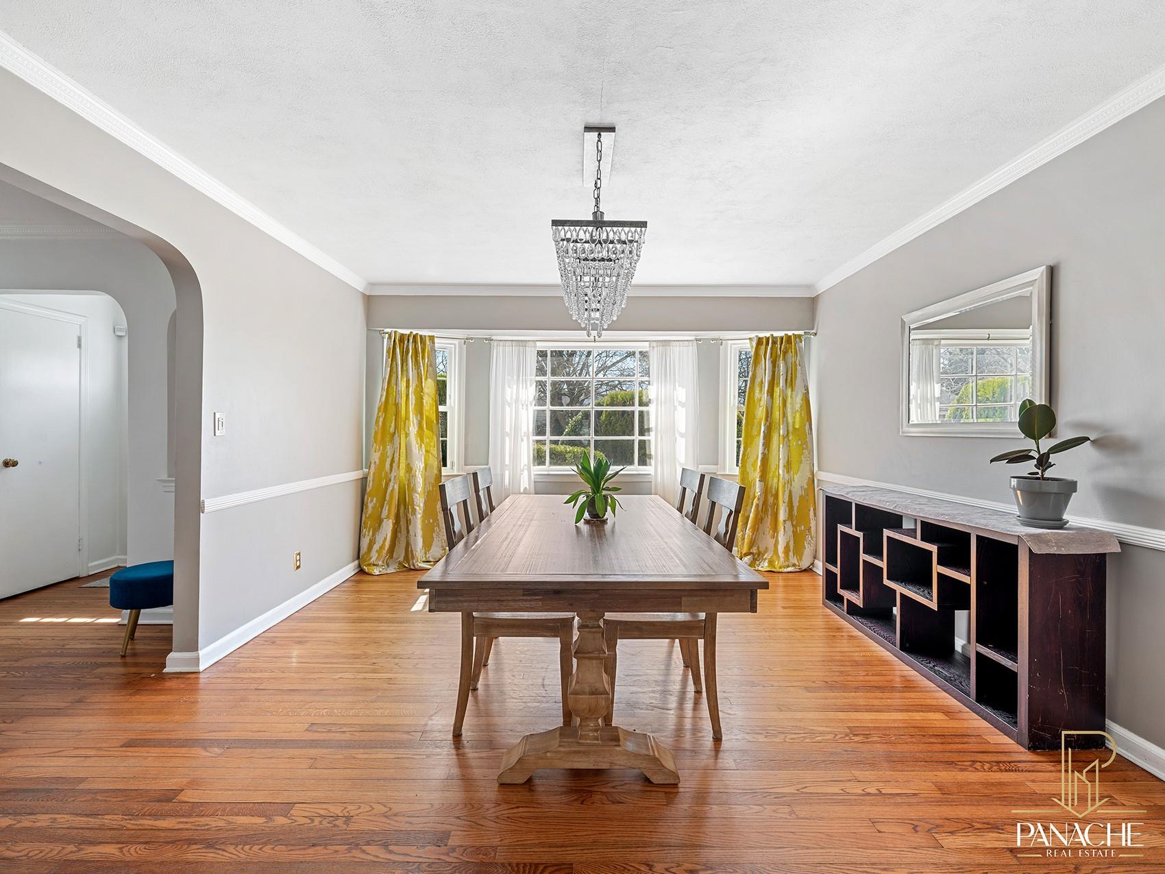 8 Milburn Court, Freeport, New York image 6