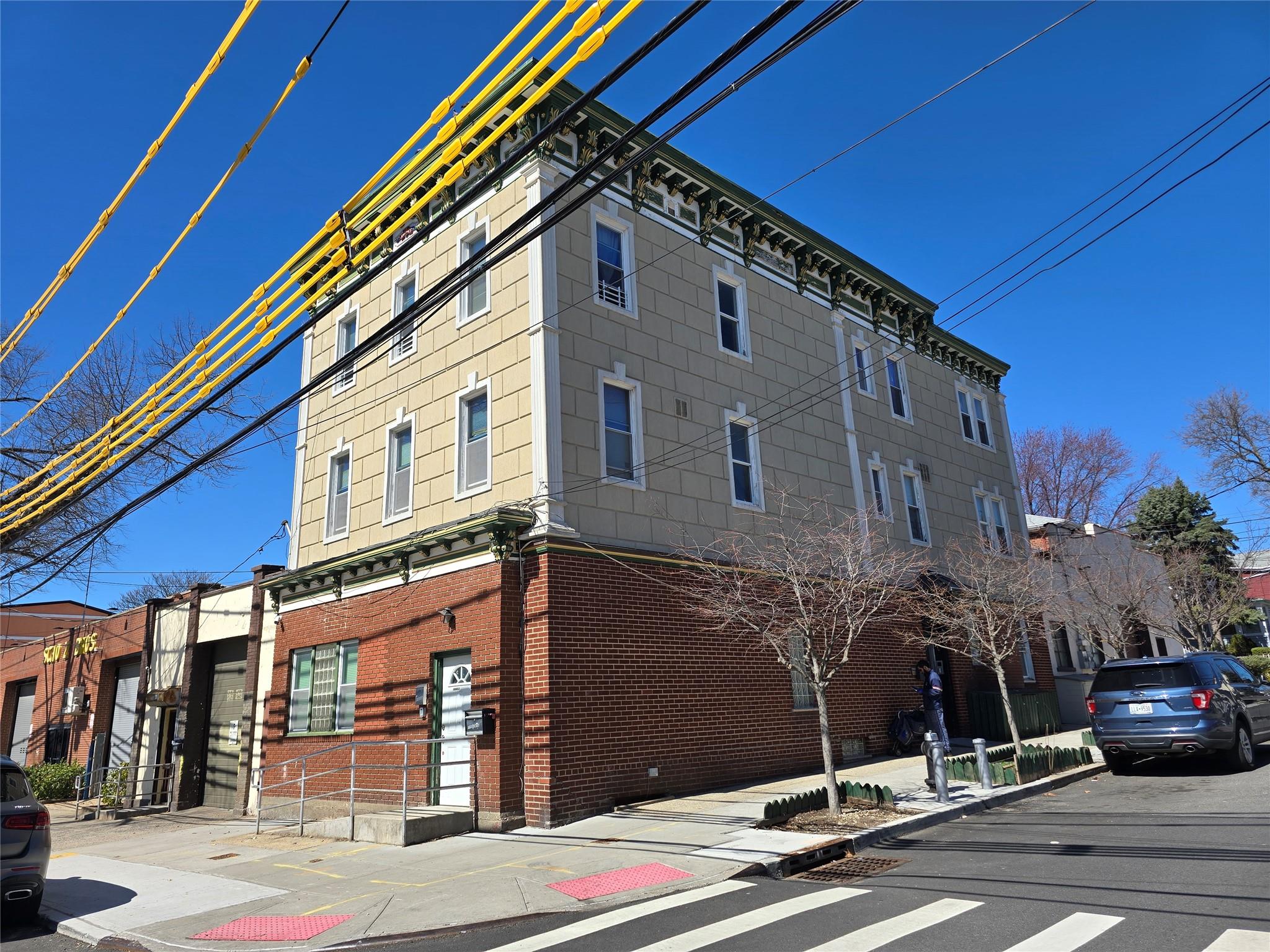 124-17 18 Avenue