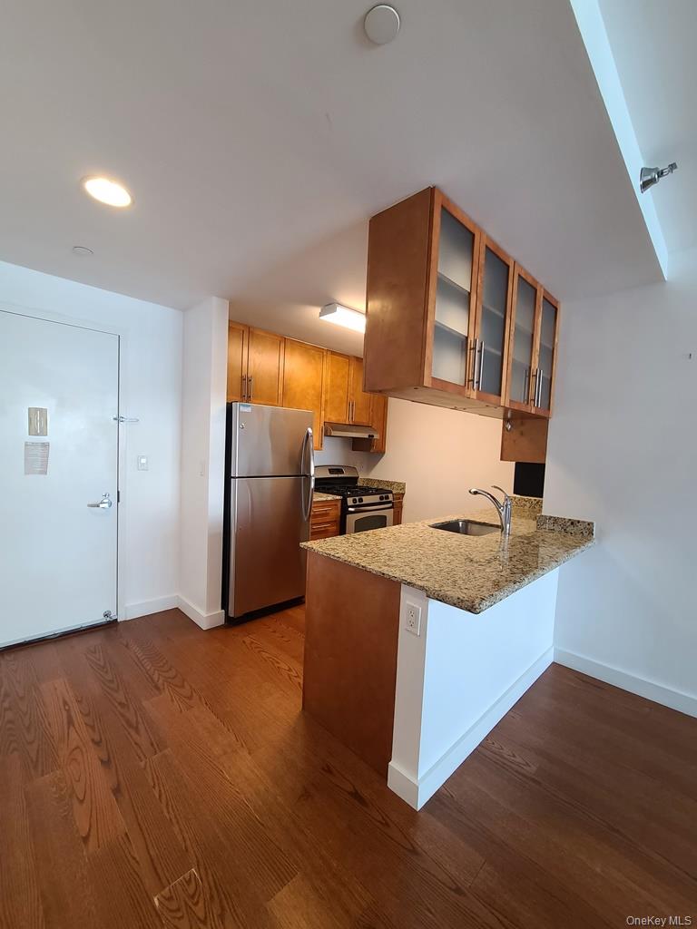 Photo of 4022 College Point Boulevard #12D, Flushing, NY 11354 (MLS # 1030633)