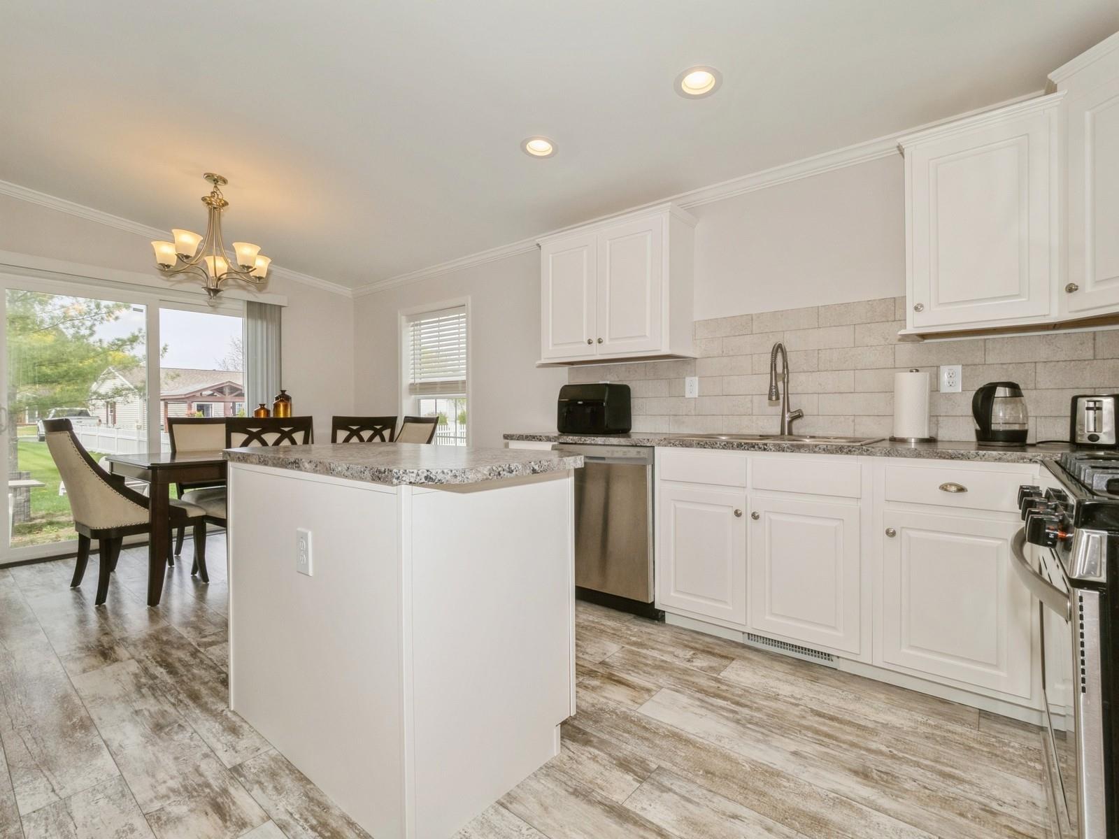 11 Orlando Drive, Poughkeepsie, New York image 18