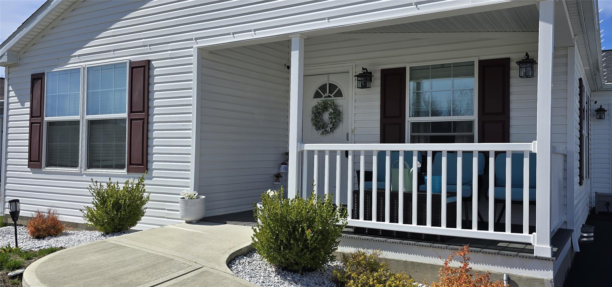 11 Orlando Drive, Poughkeepsie, New York image 2