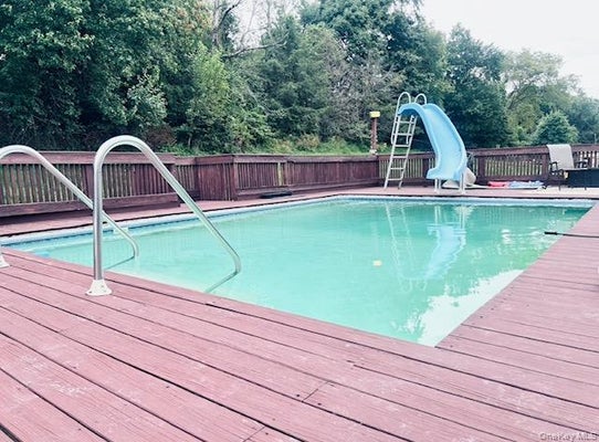 5 VERPLANCK AVE, HOPEWELL JUNCTION, NY 12533 - Image 36ecb01e8eedb6bb2e9342a025ca273a/763931035