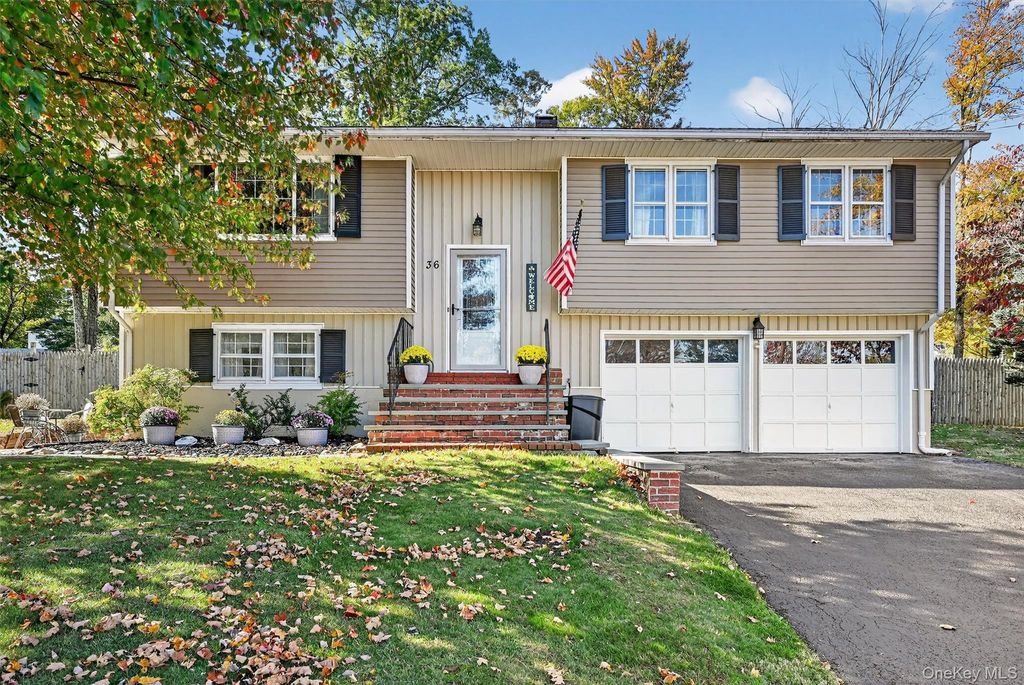 Photo of 36 High Ridge Road, Monroe, NY 10950 (MLS # 926167)