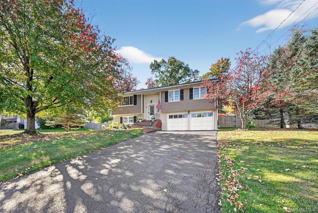 Photo of 36 High Ridge Road, Monroe, NY 10950 (MLS # 926167)