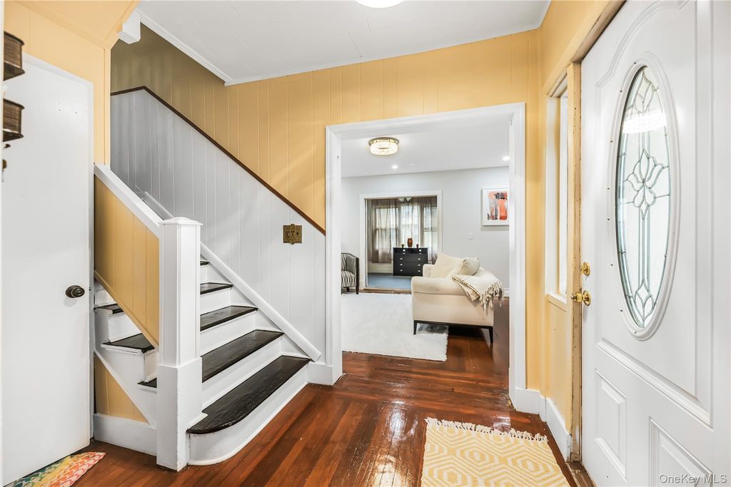 Photo of 69 Dell Avenue, Mount Vernon, NY 10553 (MLS # 1003650)