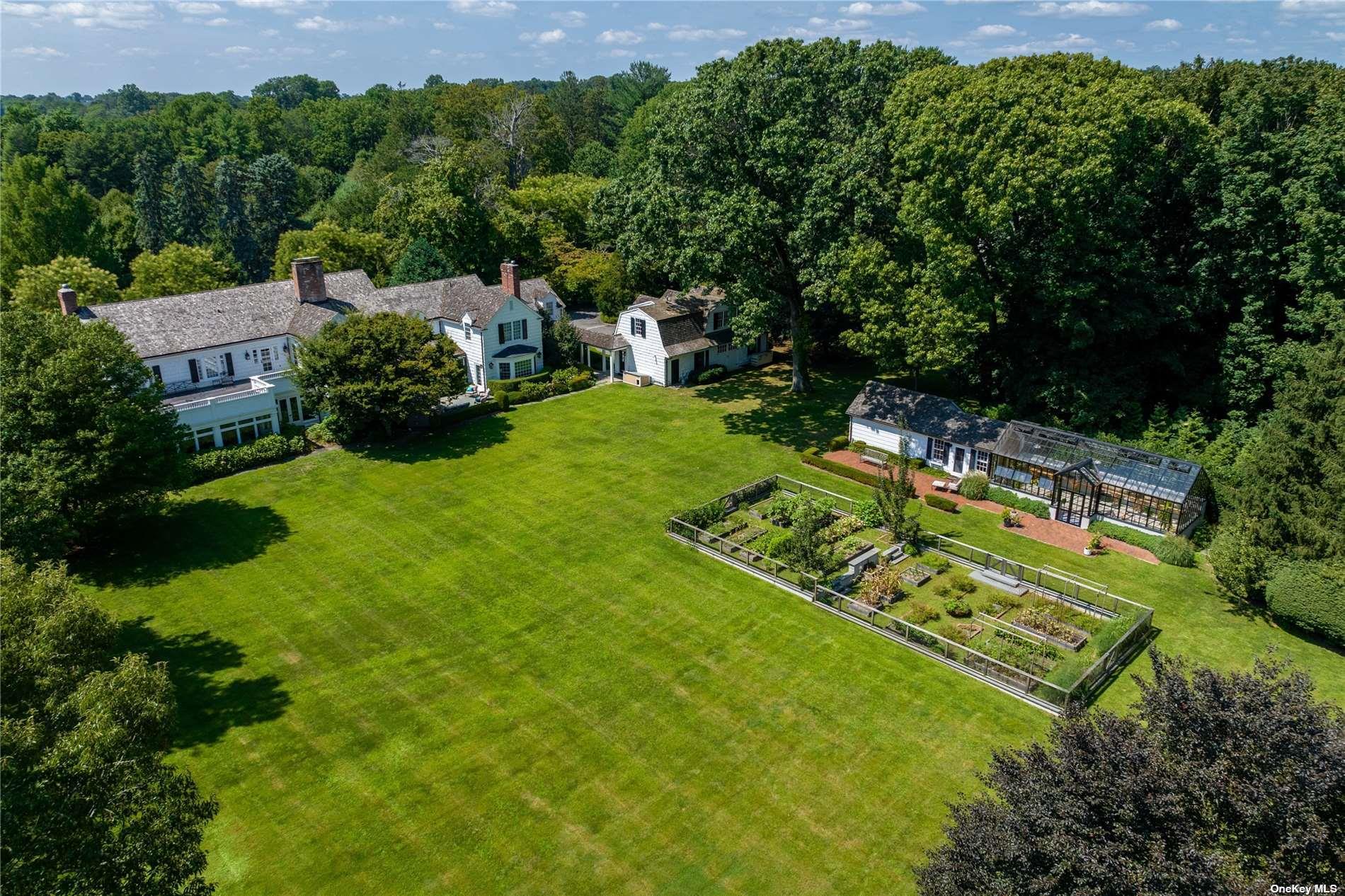 40 Piping Rock Road, Locust Valley, New York image 32