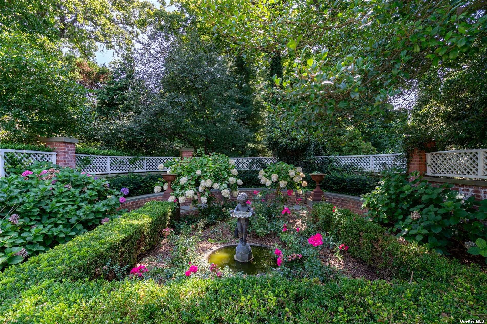 40 Piping Rock Road, Locust Valley, New York image 30