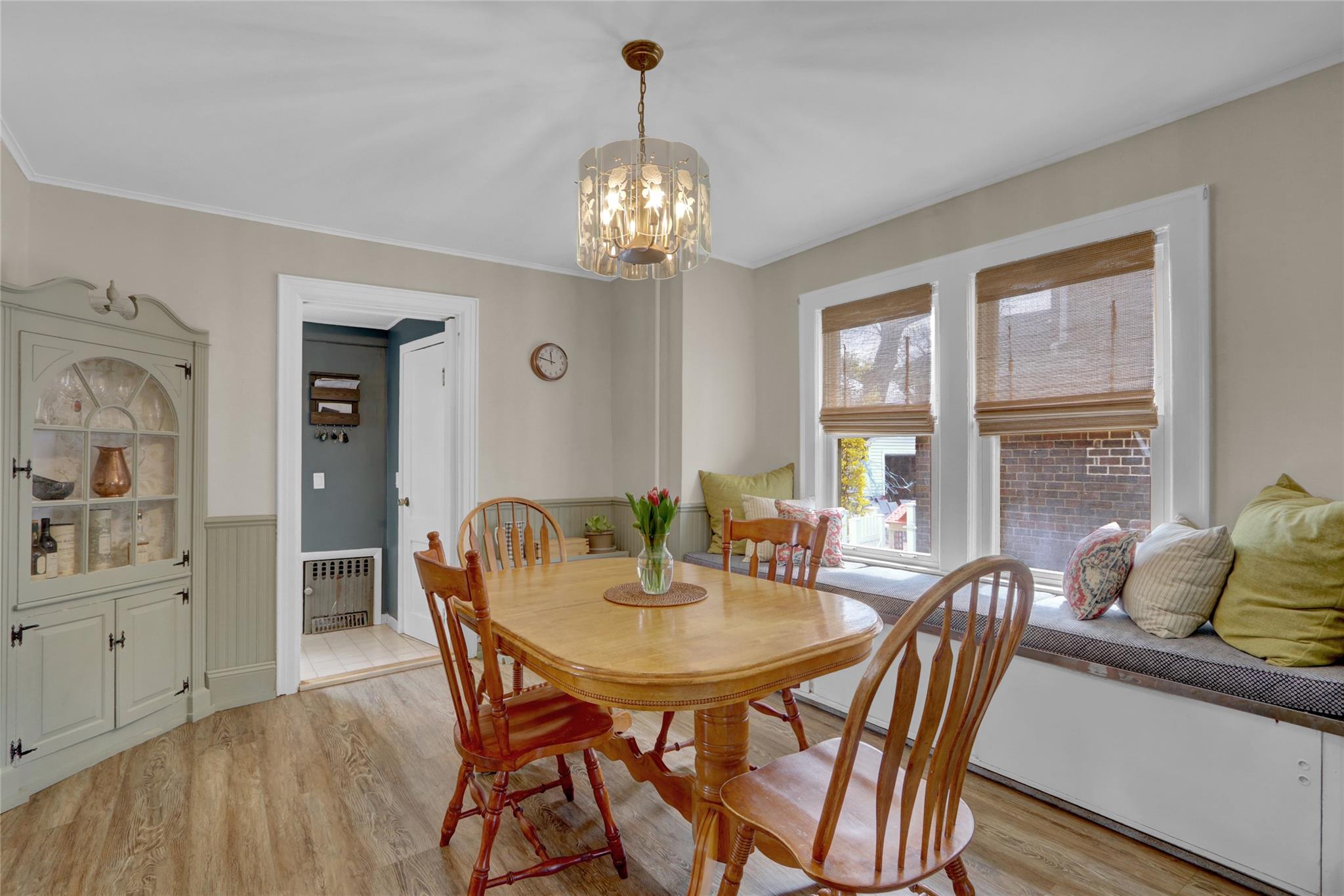 25 Gladiolus Avenue, Floral Park, New York image 7