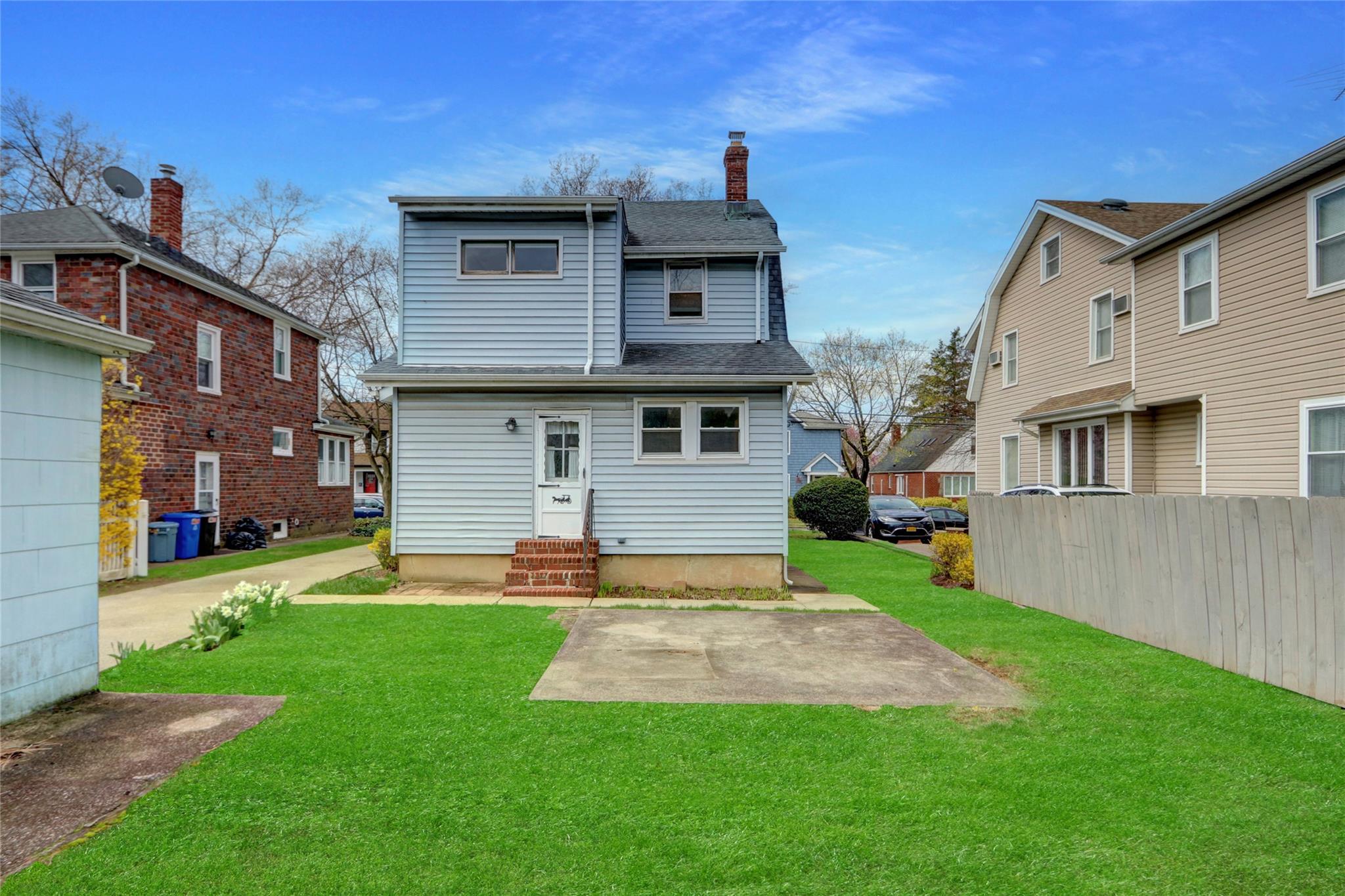 25 Gladiolus Avenue, Floral Park, New York image 21