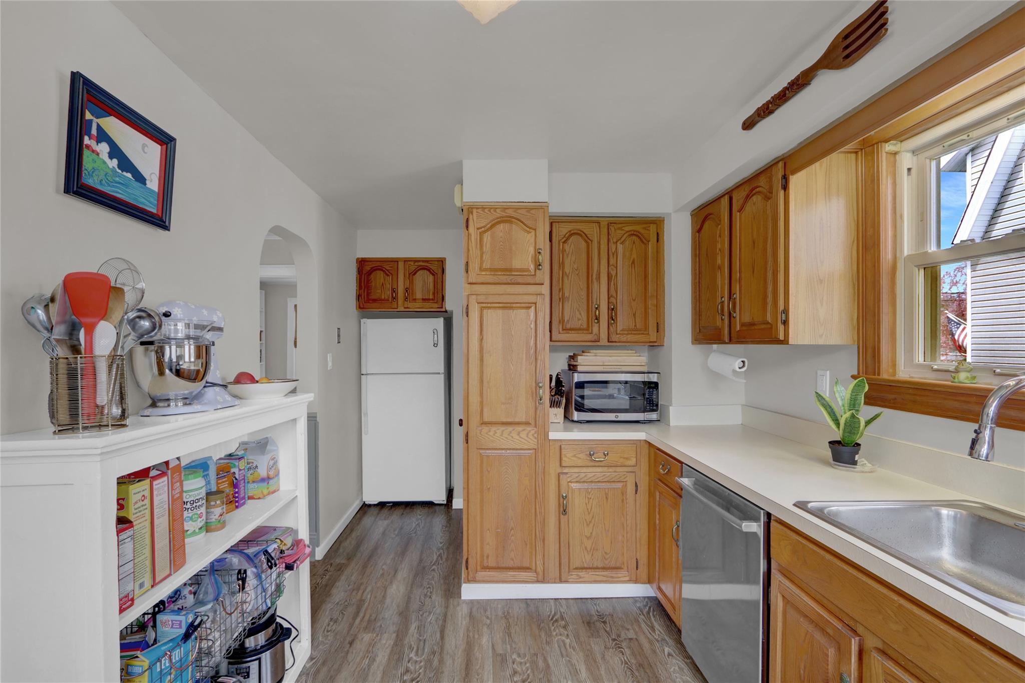 25 Gladiolus Avenue, Floral Park, New York image 12