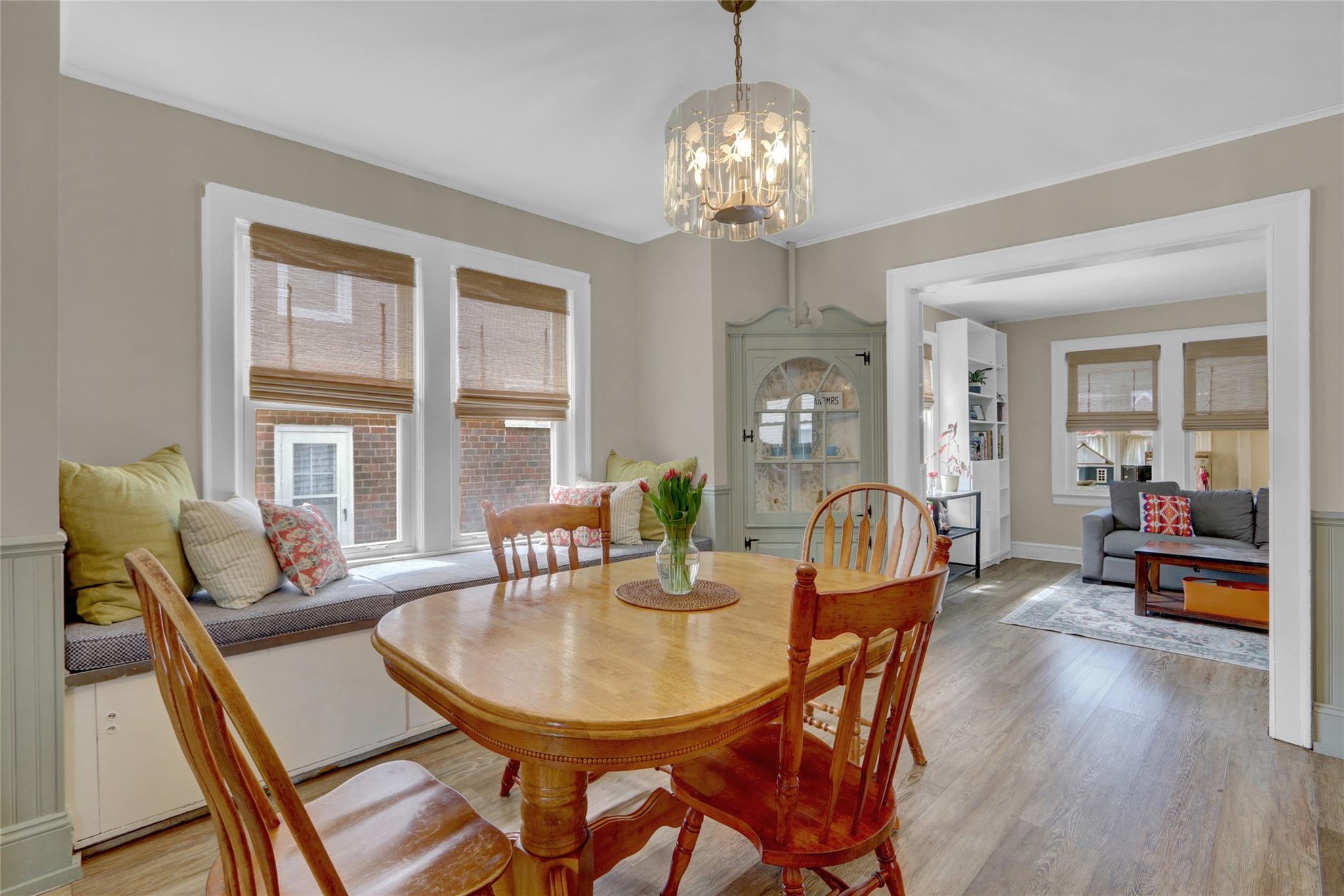 25 Gladiolus Avenue, Floral Park, New York image 8