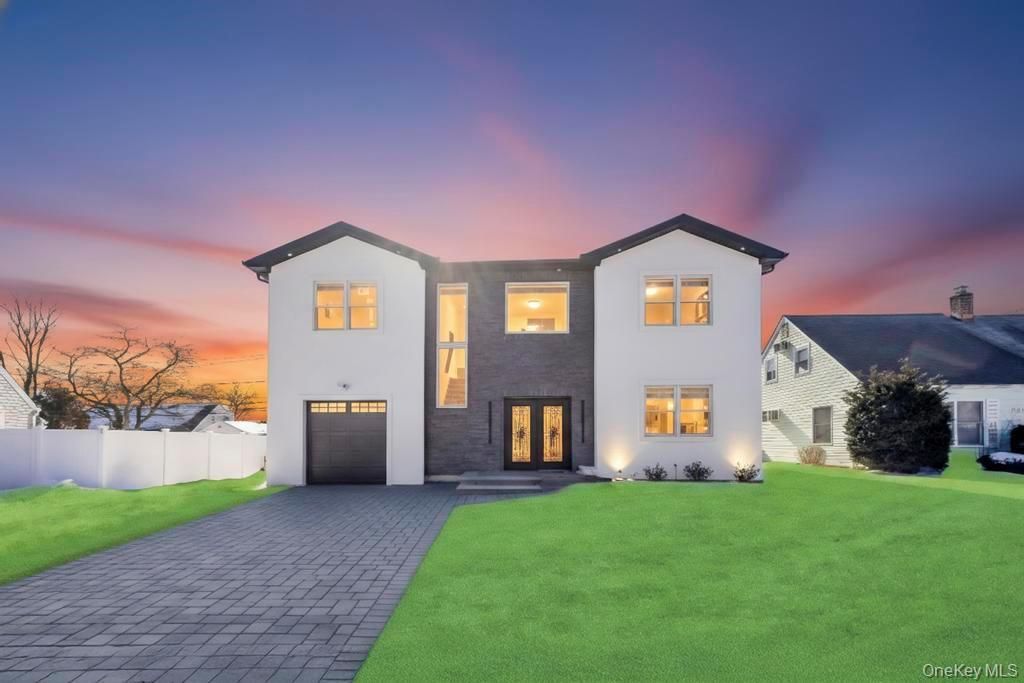 Photo of 62 Haven Lane, Levittown, NY 11756 (MLS # 959369)