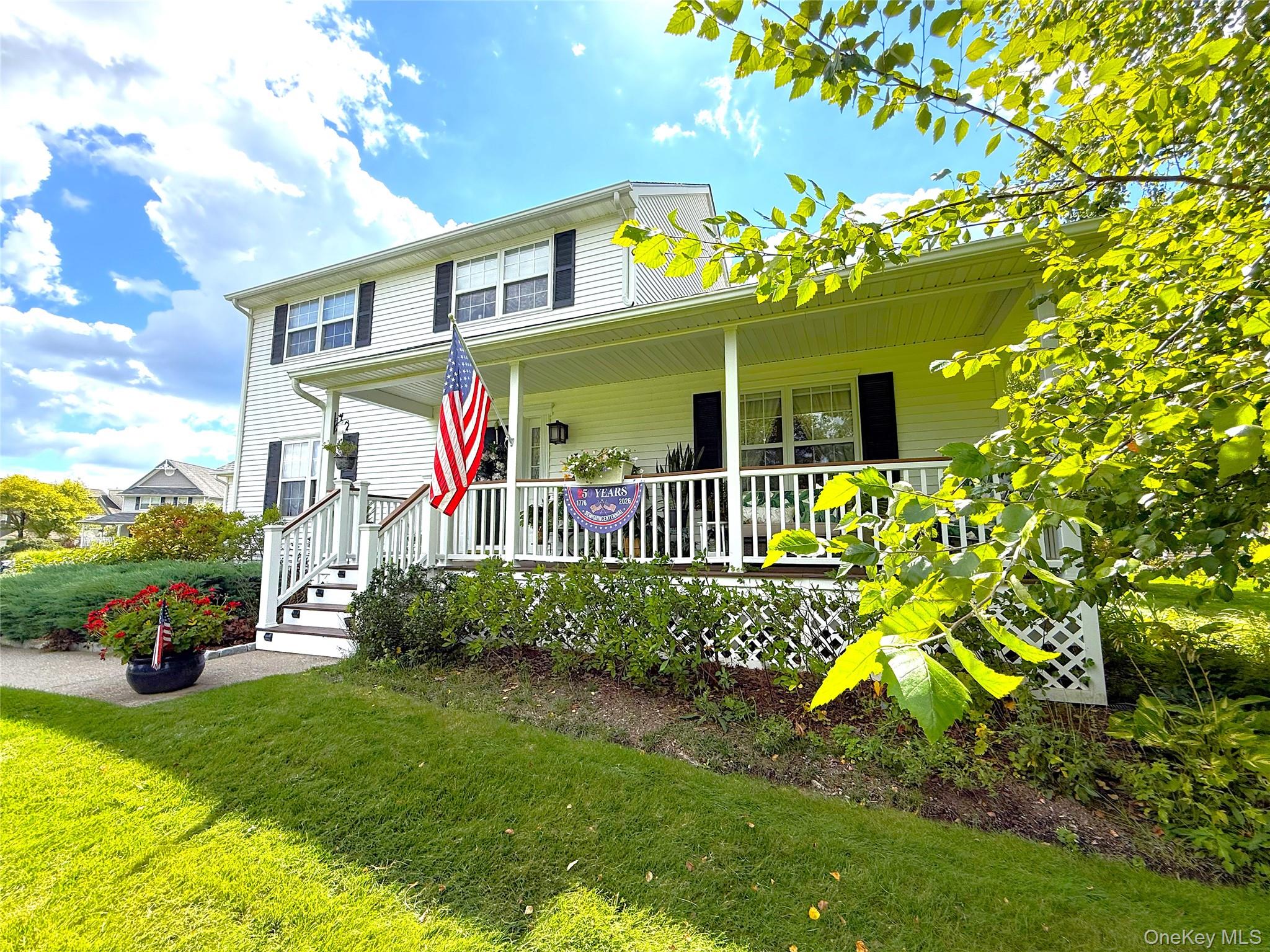 41 W Deer Trail