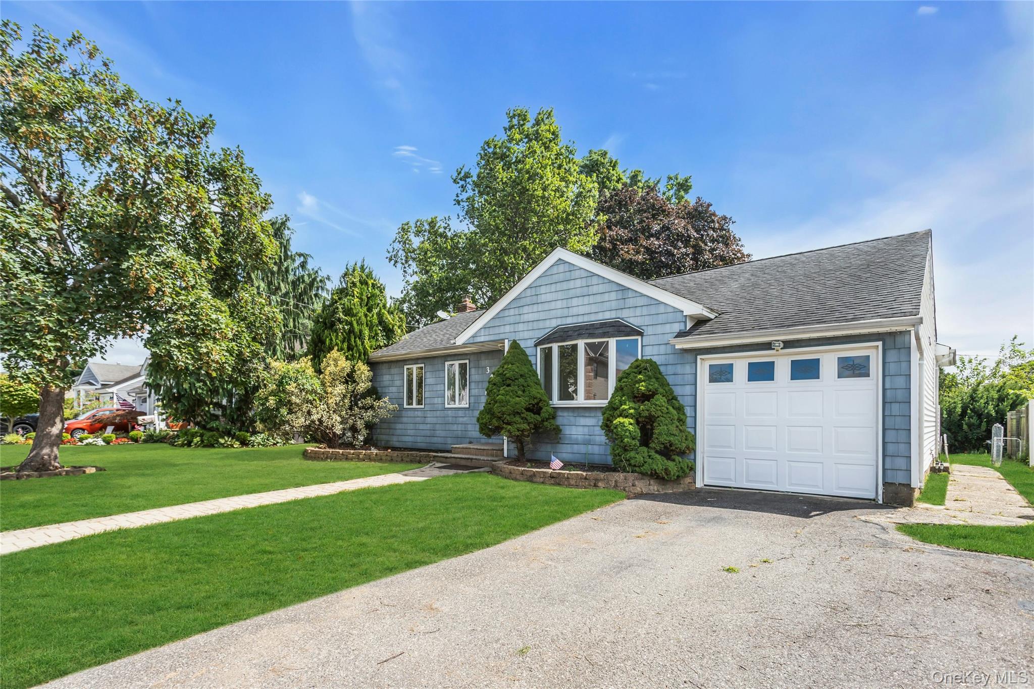 344 N Hickory Street