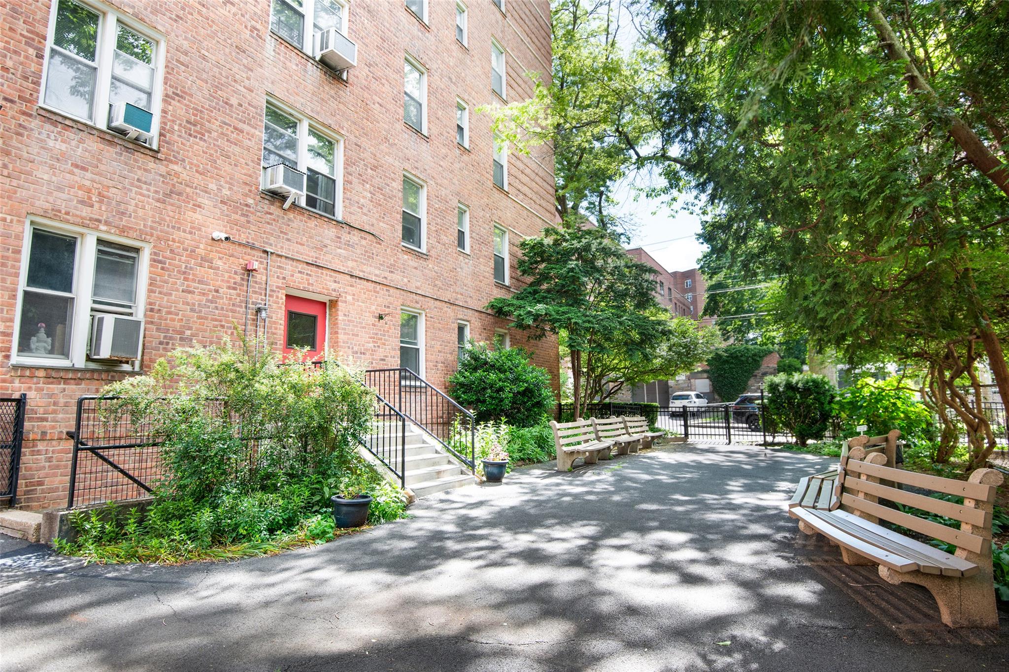 1 Georgia Avenue #5A, Bronxville, New York image 20