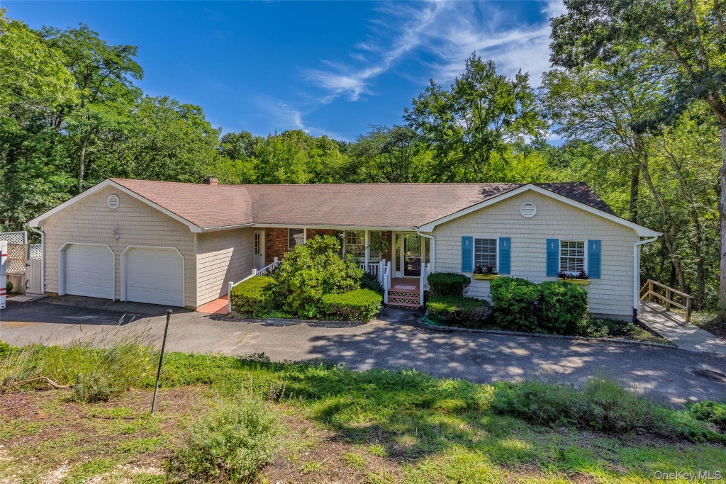 Photo of 18 Beaver Lane W, Westhampton, NY 11977 (MLS # 1043672)