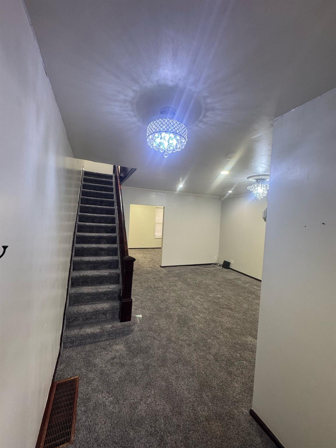 Rental Property at 82nd Street St, Glendale, Queens, NY - Bedrooms: 3 
Bathrooms: 2 
Rooms: 6  - $4,450 MO.