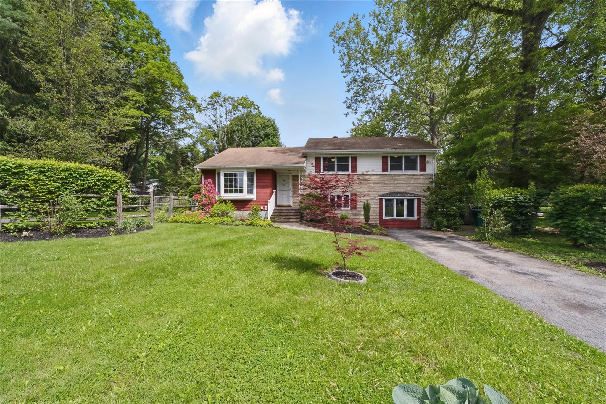 55 Stephanie Lane, Poughkeepsie, New York image 2