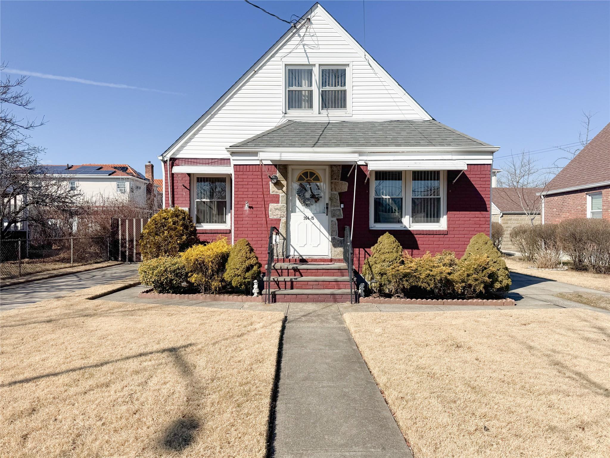 82nd Avenue, Glen Oaks, Queens, NY - 3 Bedrooms  
3 Bathrooms - 