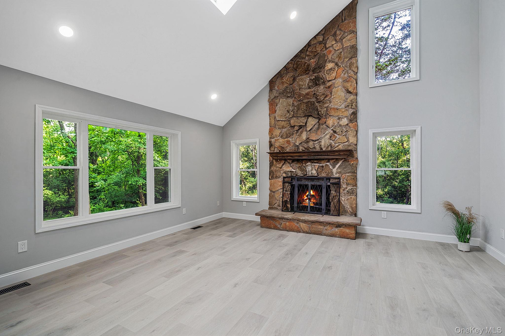 3 Cozine Road S