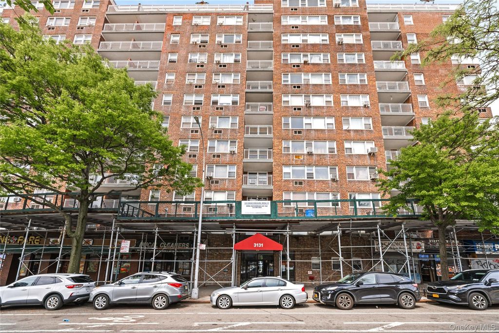 Photo of 3131 Grand Concourse #2J, Bronx, NY 10468 (MLS # 997252)