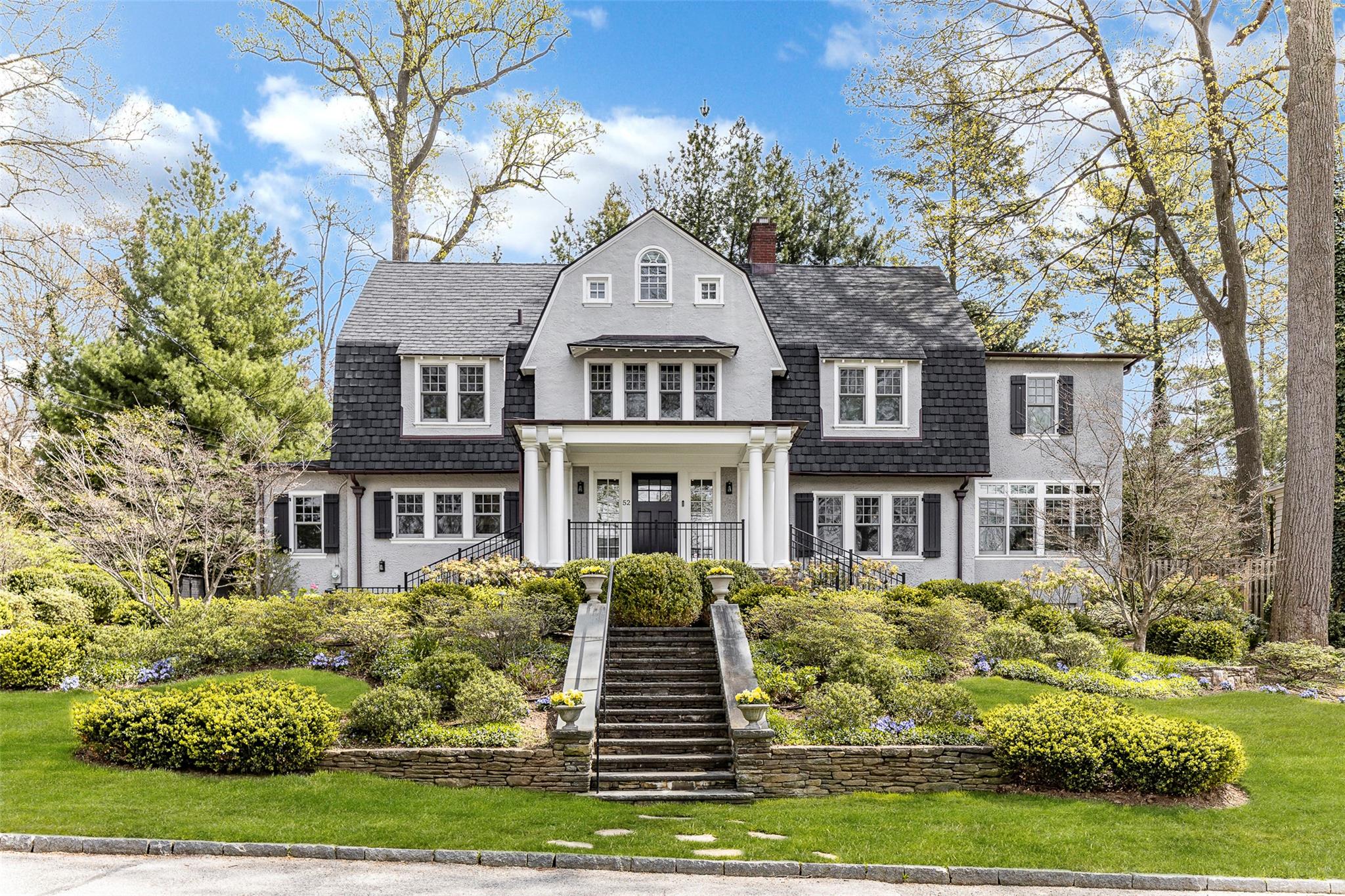 52 Summit Avenue, Bronxville, New York image 1