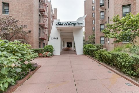 139-15 83 Ave 305 Briarwood NY 11435
